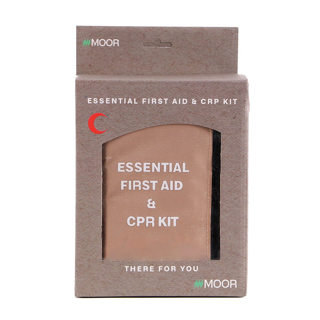 ESSENTIAL FIRST AID & CPR KIT