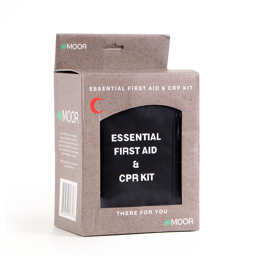 ESSENTIAL FIRST AID & CPR KIT