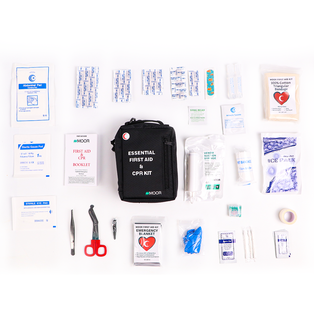 ESSENTIAL FIRST AID & CPR KIT