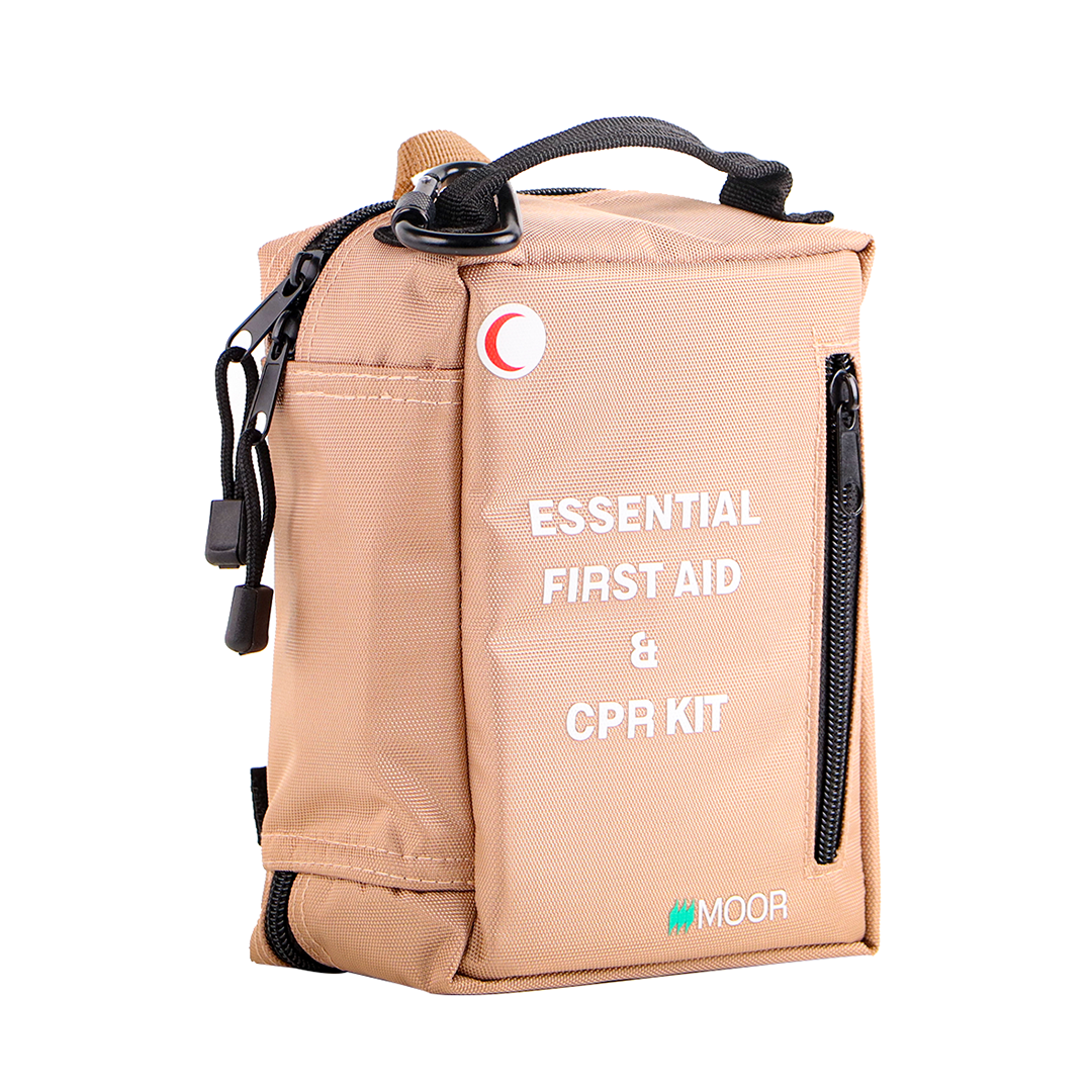 ESSENTIAL FIRST AID & CPR KIT
