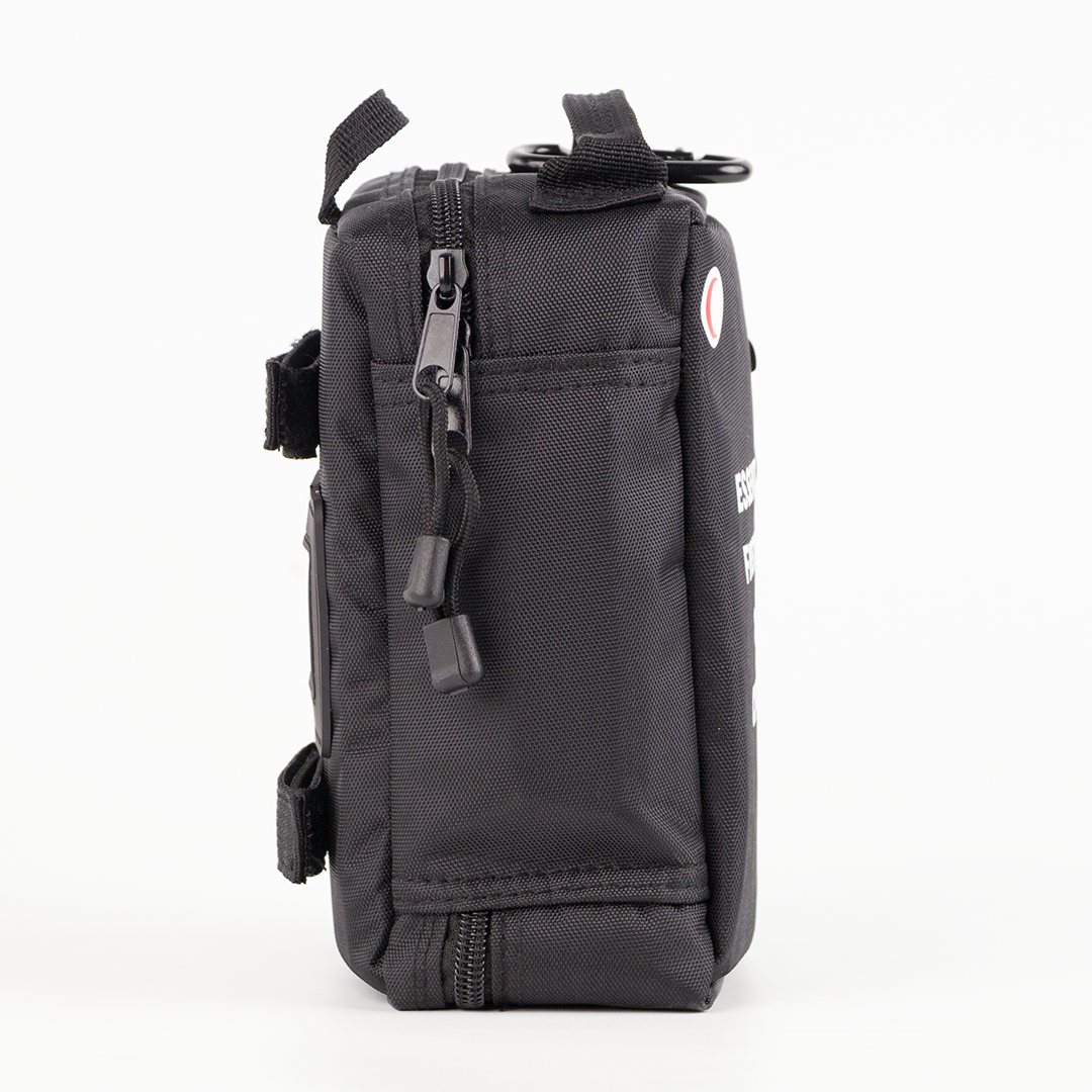 ESSENTIAL FIRST AID & CPR KIT